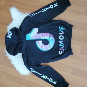 Youth Tic tok famous black pillovet hoodie sz small